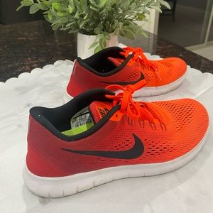 Women’s Nike Free Shoes